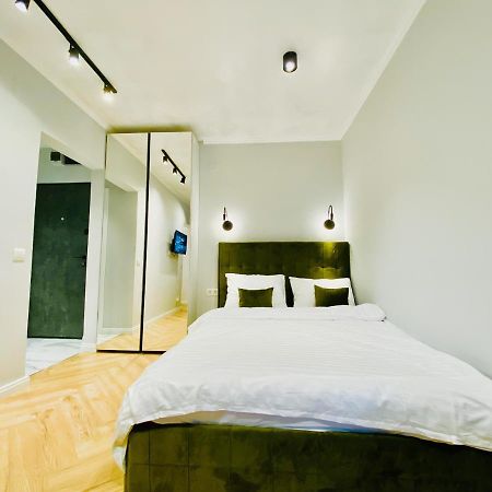 Milton Flats Lägenhet Cluj-Napoca Exteriör bild
