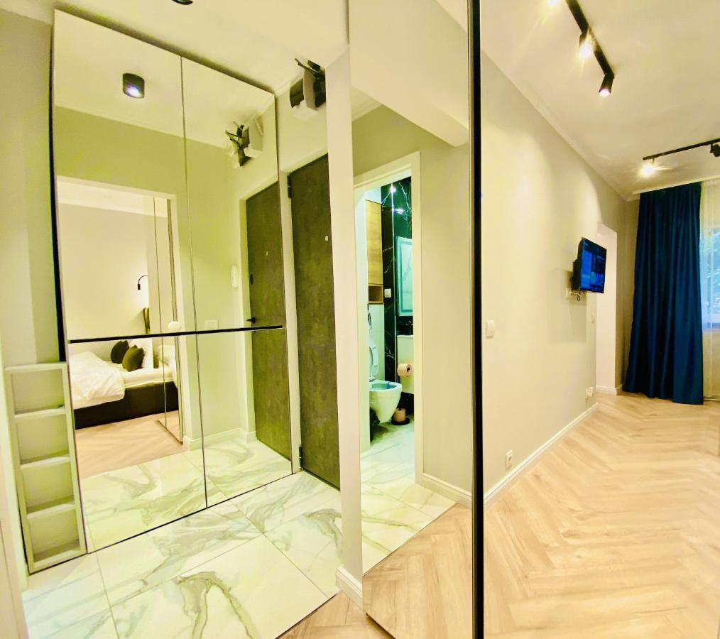 Milton Flats Lägenhet Cluj-Napoca Exteriör bild